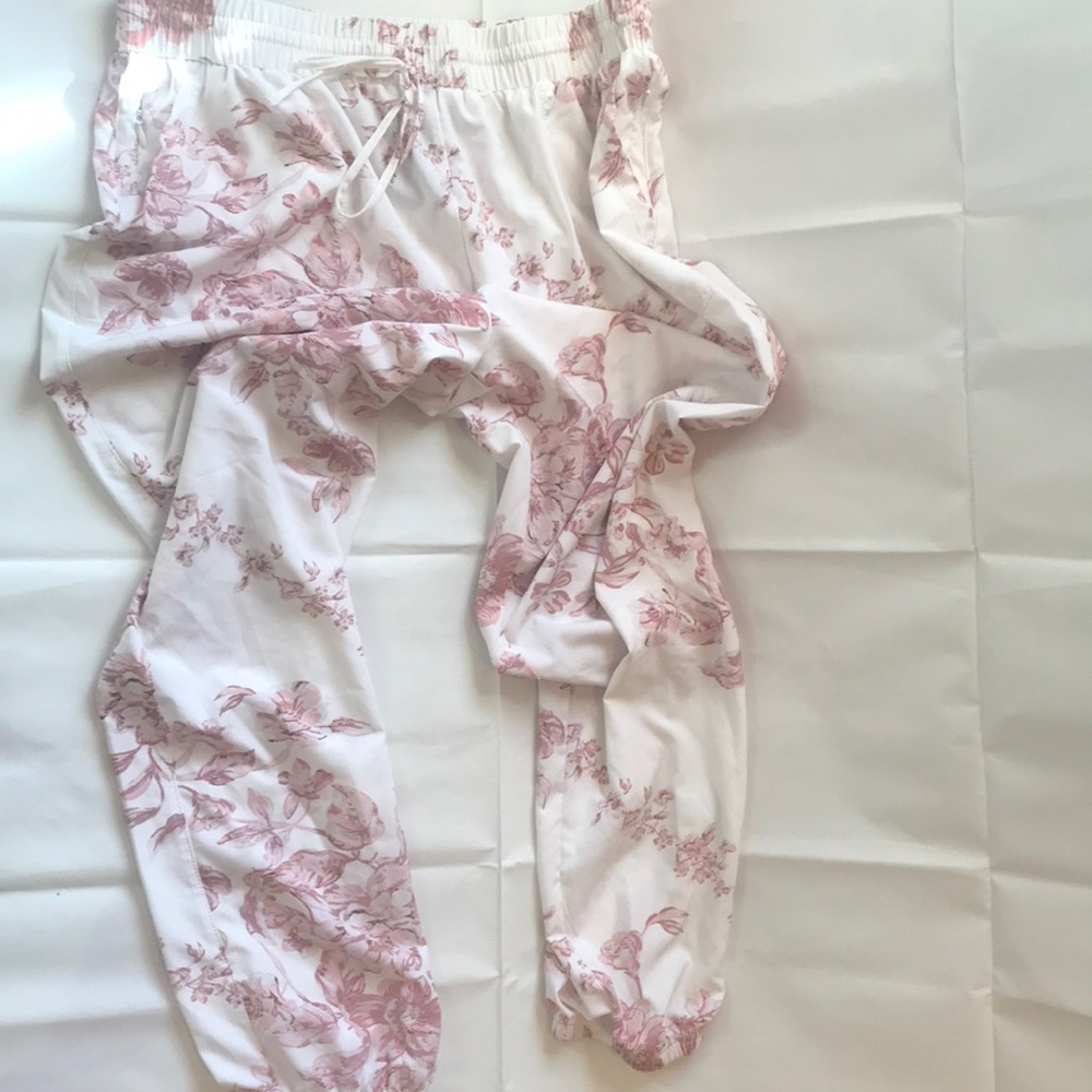 Comfortable and pretty with Joggers on